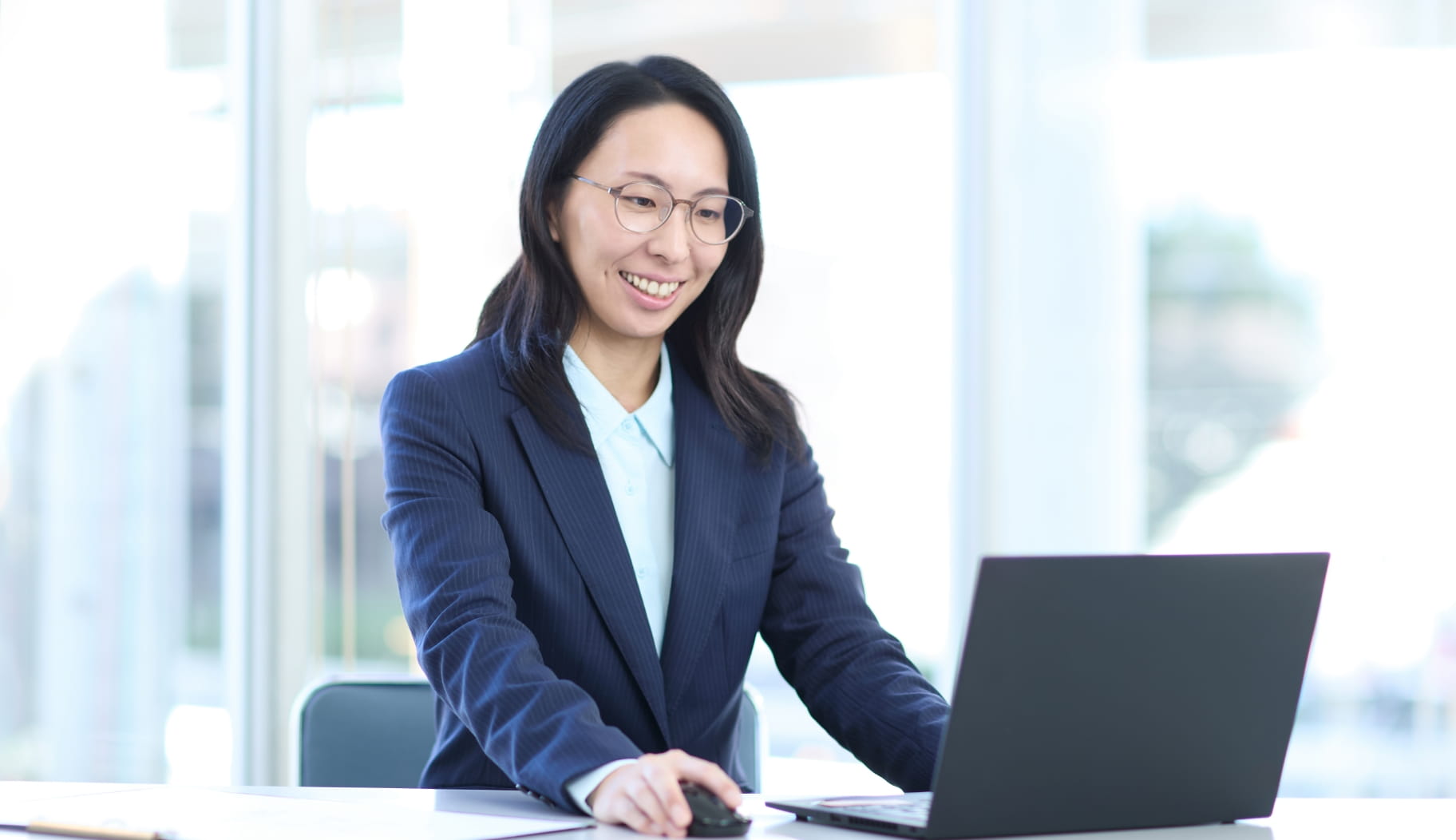 『石川さん 事業通信部 基地局建設グループ 2023年入社』の画像